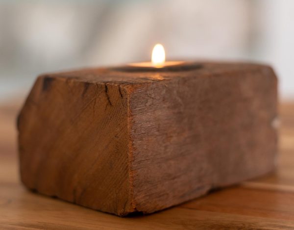 Vintage Teelichthalter aus altem Holzbalken - Geschenk plus Baumspende in deutschem Landesforst Online-Schn?ppchen – Bild 2